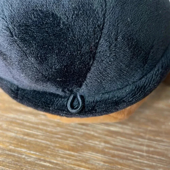 Hasbro & Hallmark Star Wars Rogue One Captain Action Figure & Fluffball Finn - Picture 9 of 9